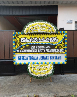 Papan Bunga Duka di Badung